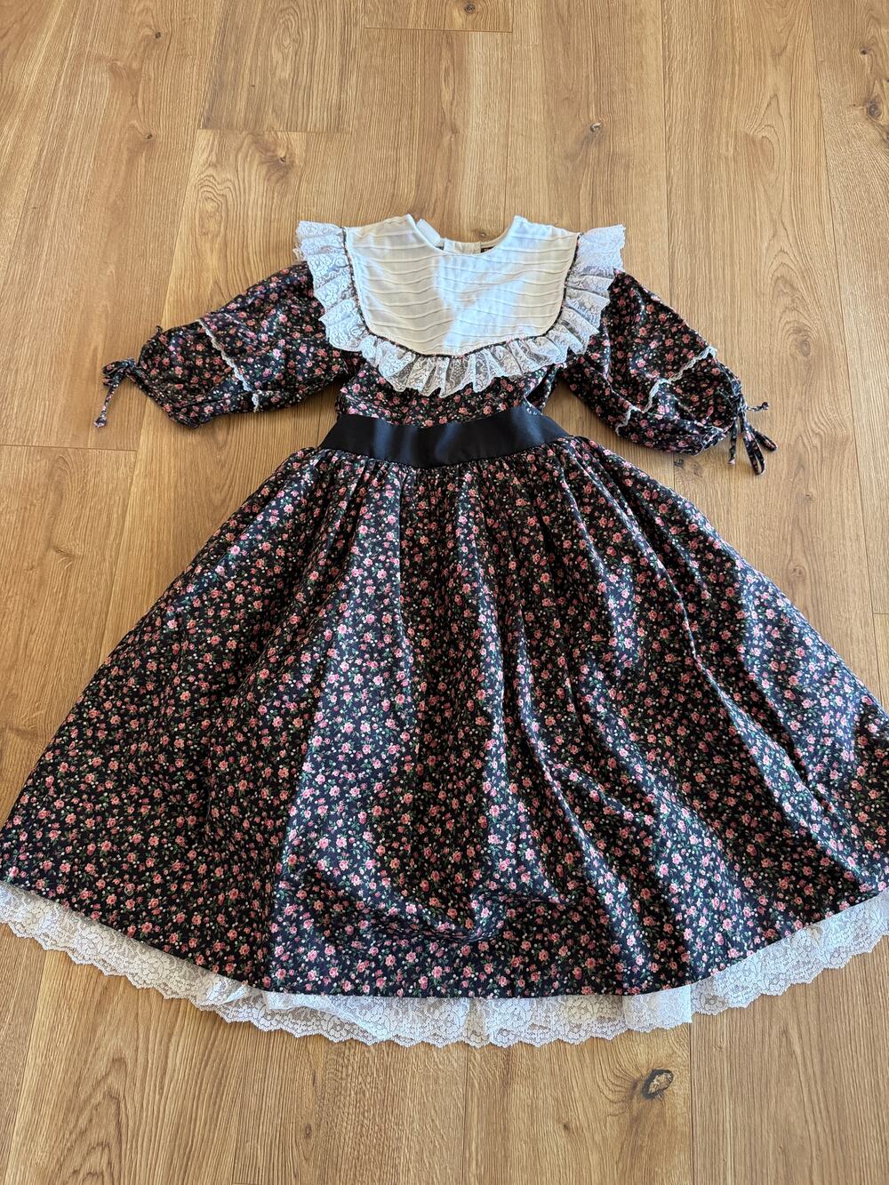 Vintage 1990's Little Girls Dress Size 6x